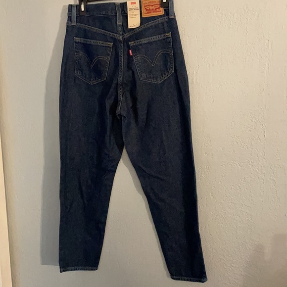 NWT Levi’s High Rise Mom Jean Size 28 - Picture 8 of 8